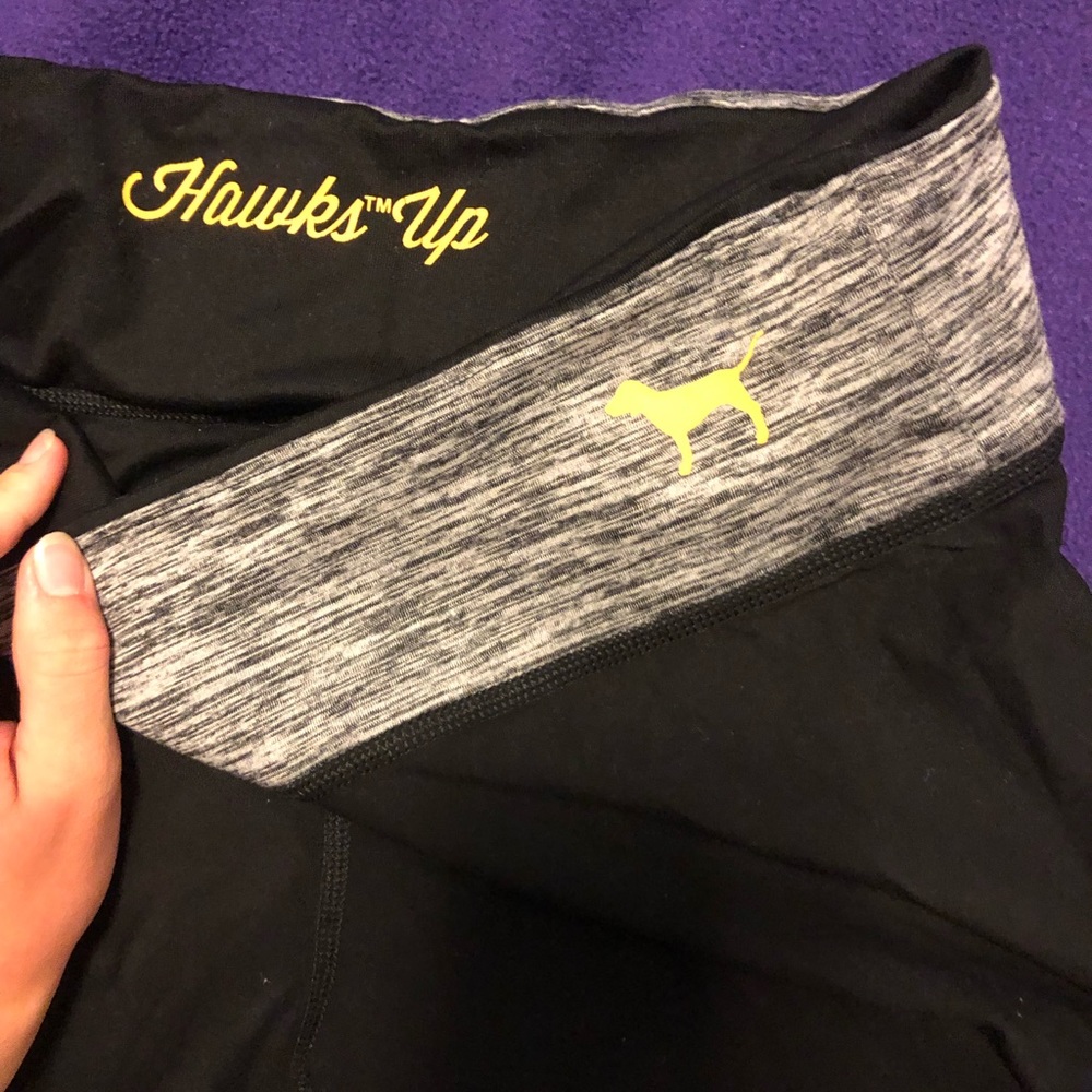 VS PINK Iowa Hawkeye Reversible Leggings